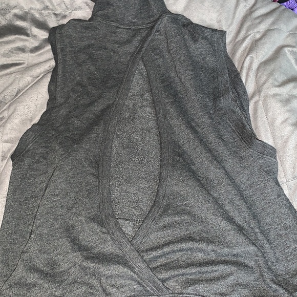 Victoria Sport Open Back Sleeveless Hoodie - Picture 2 of 2